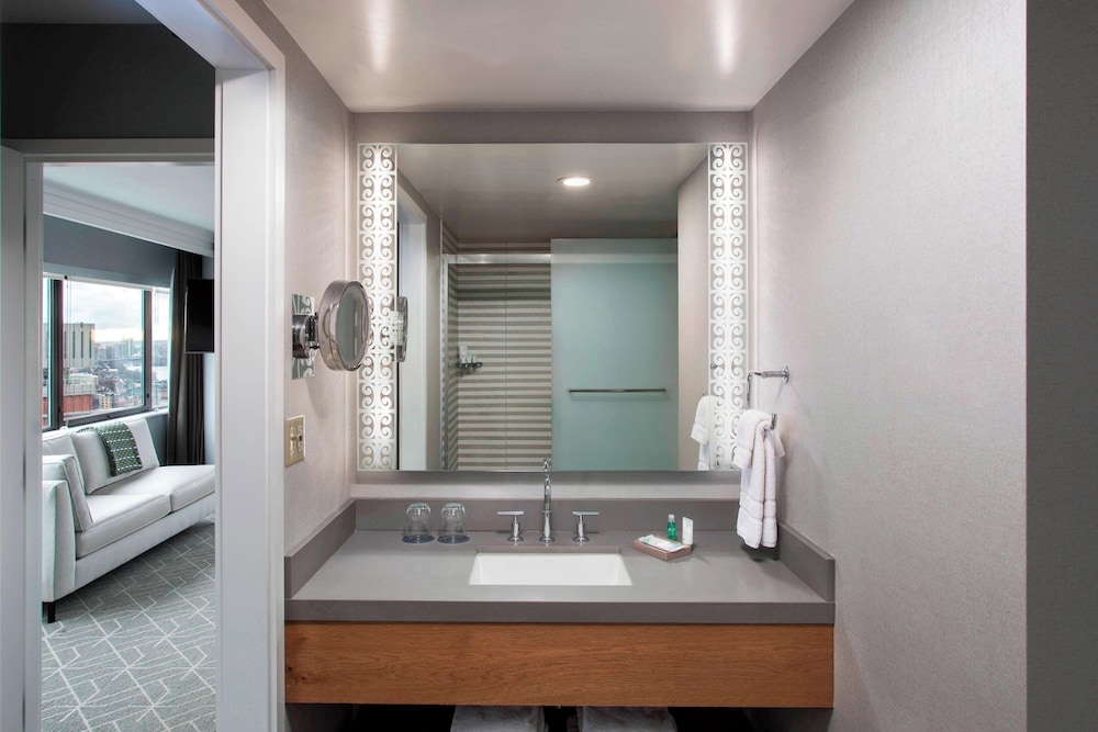 Executive Suite, 1 Bedroom thumbnail 6