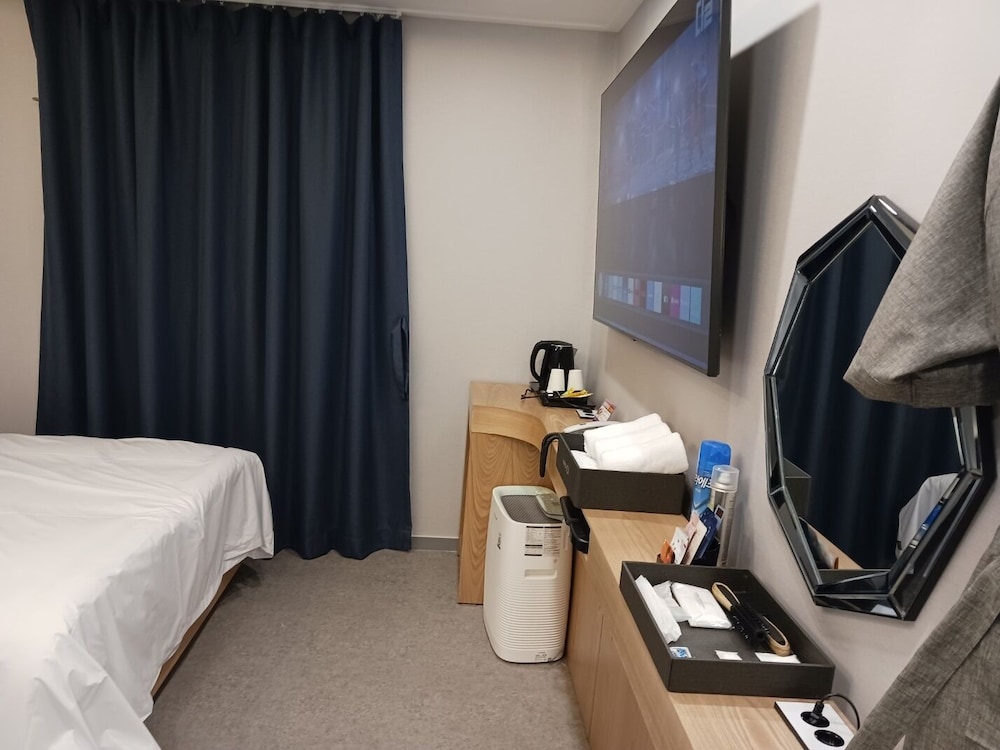 Standard Room photo 2