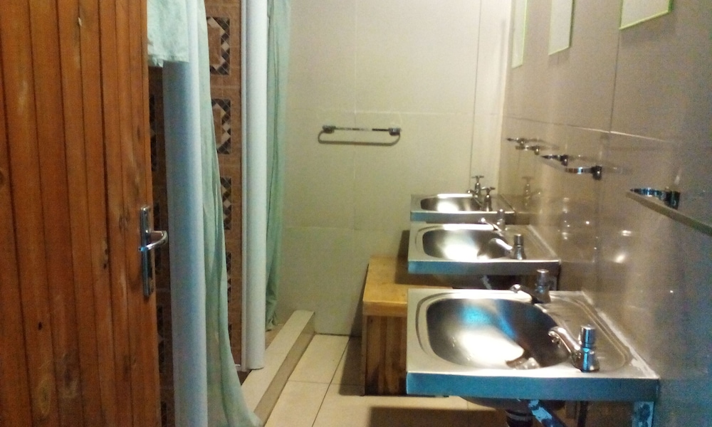 Double Room, Shared Bathroom photo 2
