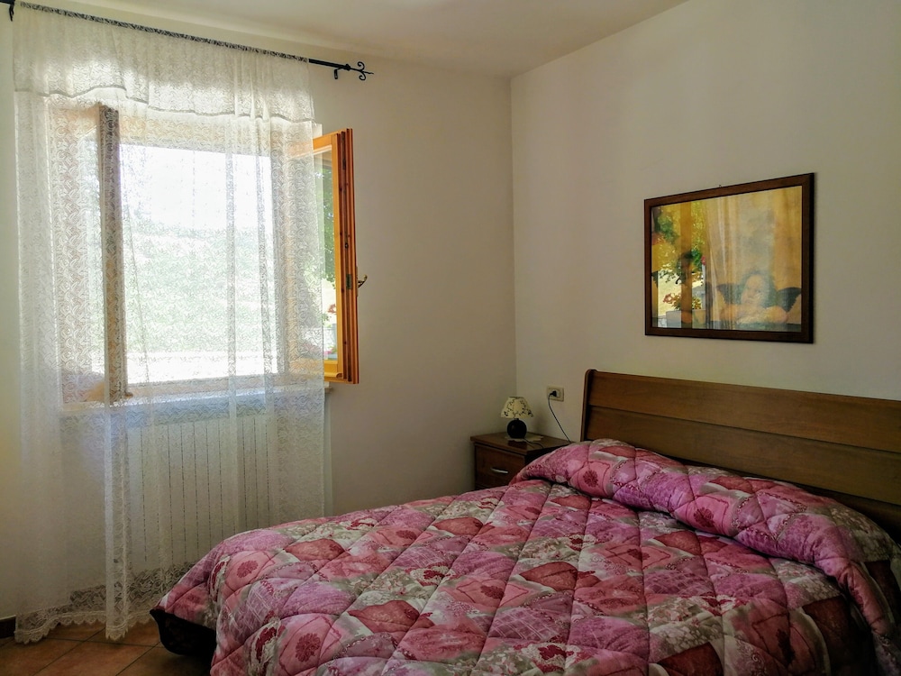 Apartment, Multiple Beds, Garden View photo 1