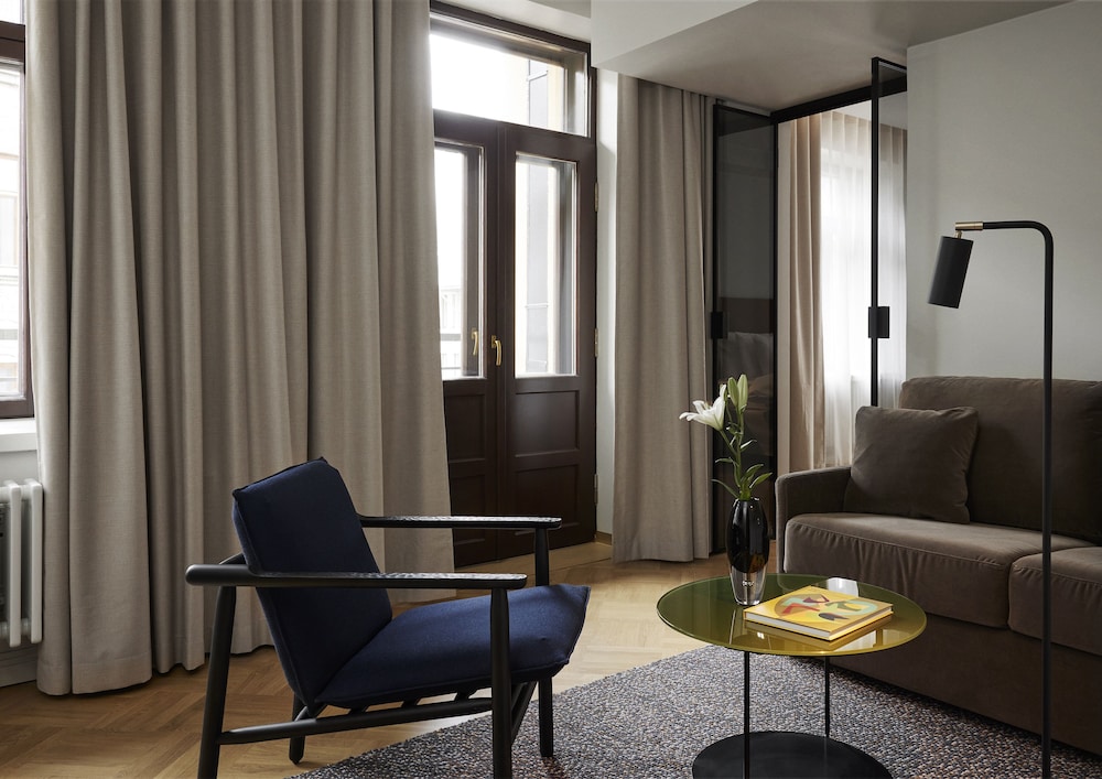 Art Deco Suite
