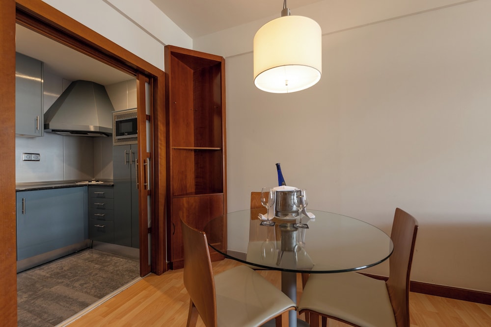 Junior Suite, Balcony (Vista Mar Premium - 2 Adults 1 Child)