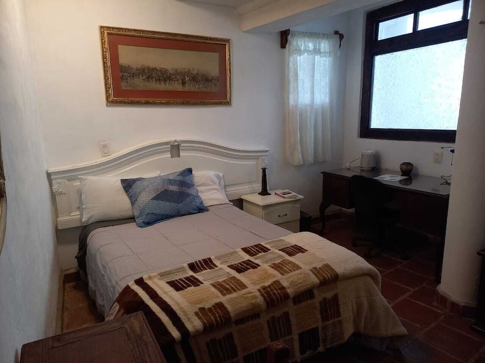 Standard Room photo 2