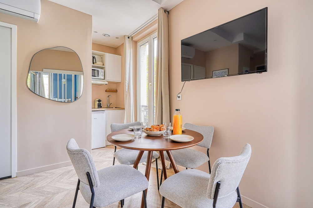 City Apartment photo 3