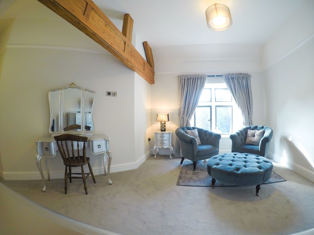 Deluxe Suite (Bramble) photo 2