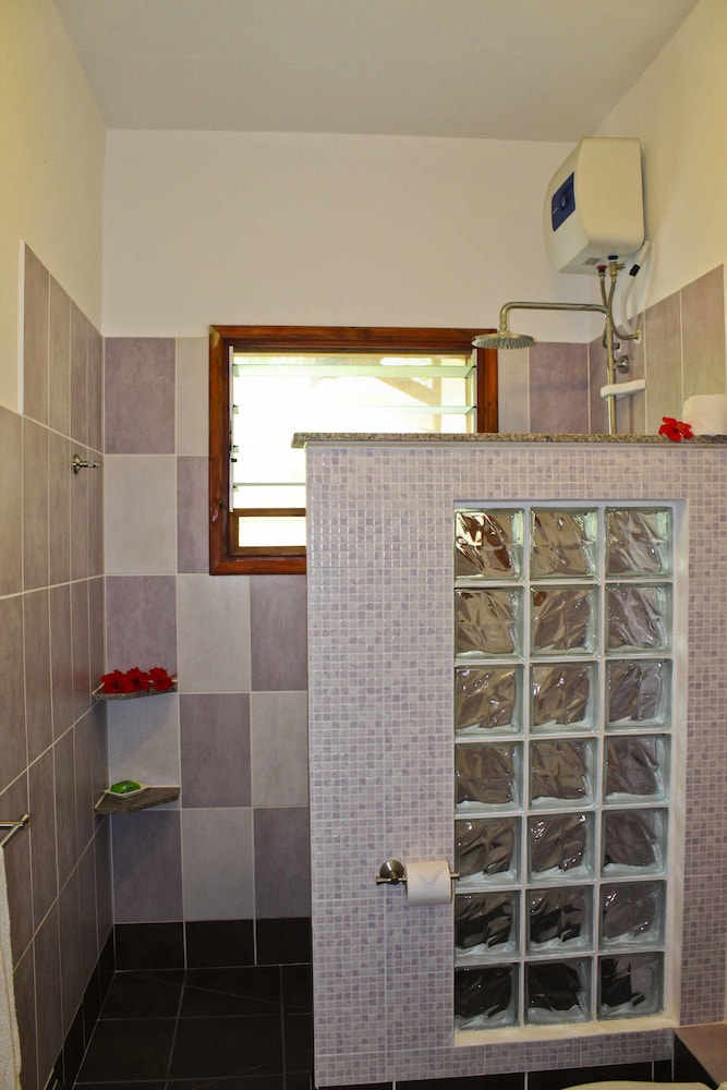 Double Room, 1 King Bed photo 3