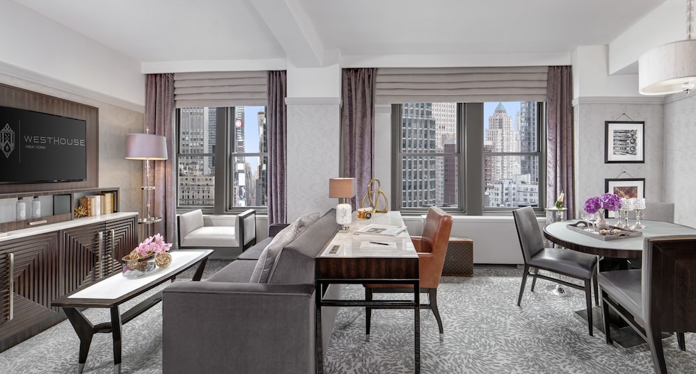 Deluxe Suite, 1 Bedroom thumbnail 5