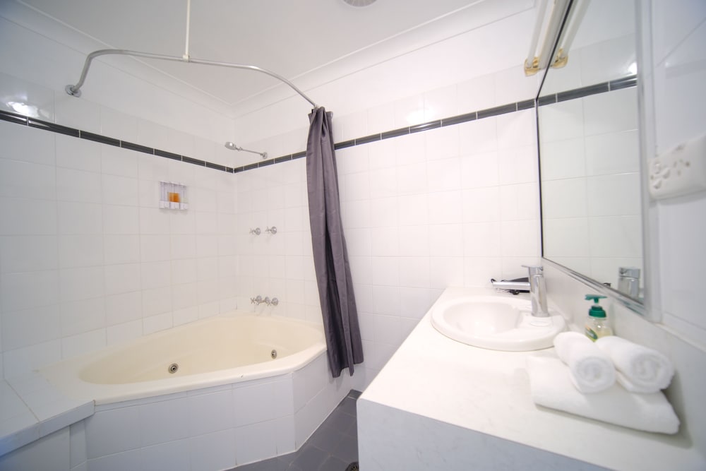 Standard Queen Room - Photo 2