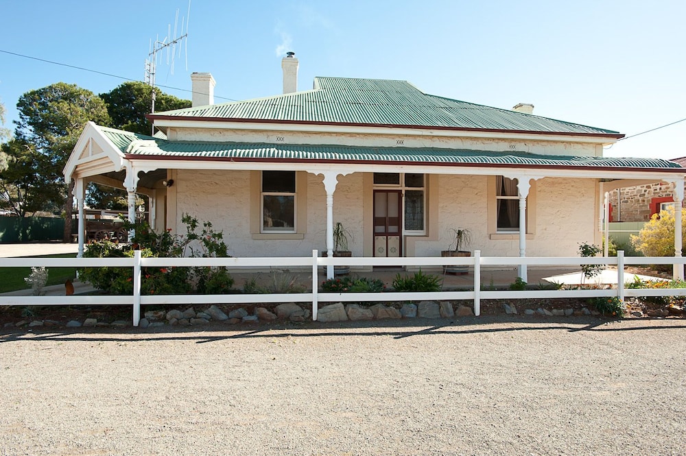 Nana's house photo 2