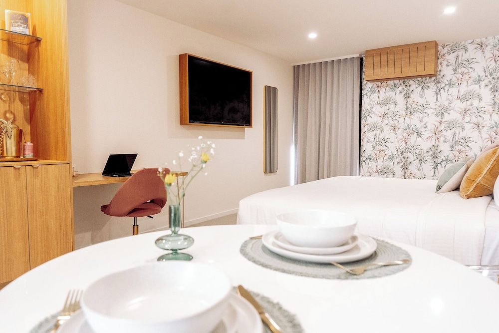 Executive Studio Suite, 1 King Bed photo 2