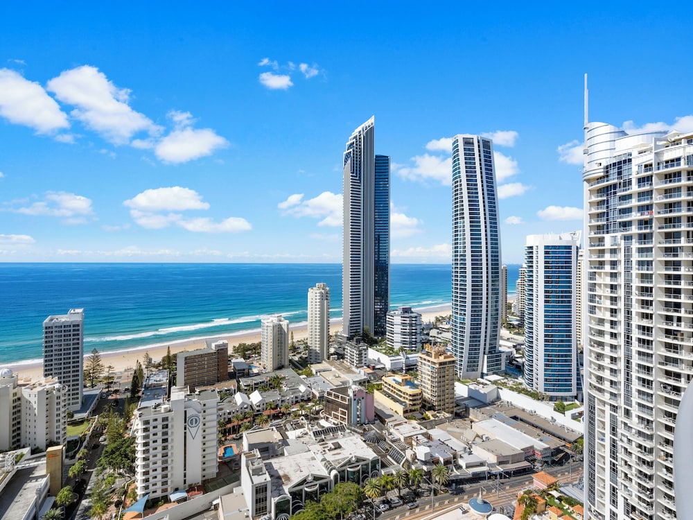 Two-Bedroom Apartment with Ocean View (High Floor) photo 2