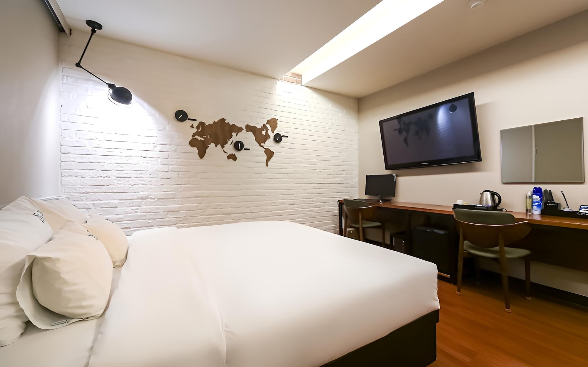 Room (Standard (single PC + Netflix free)) - Photo 16