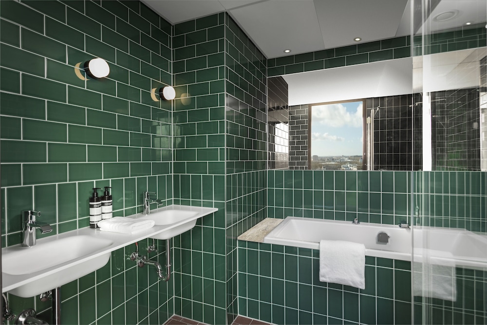 Luxury Room - Photo 5