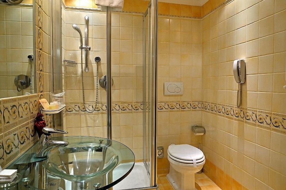 Club Double Room photo 2