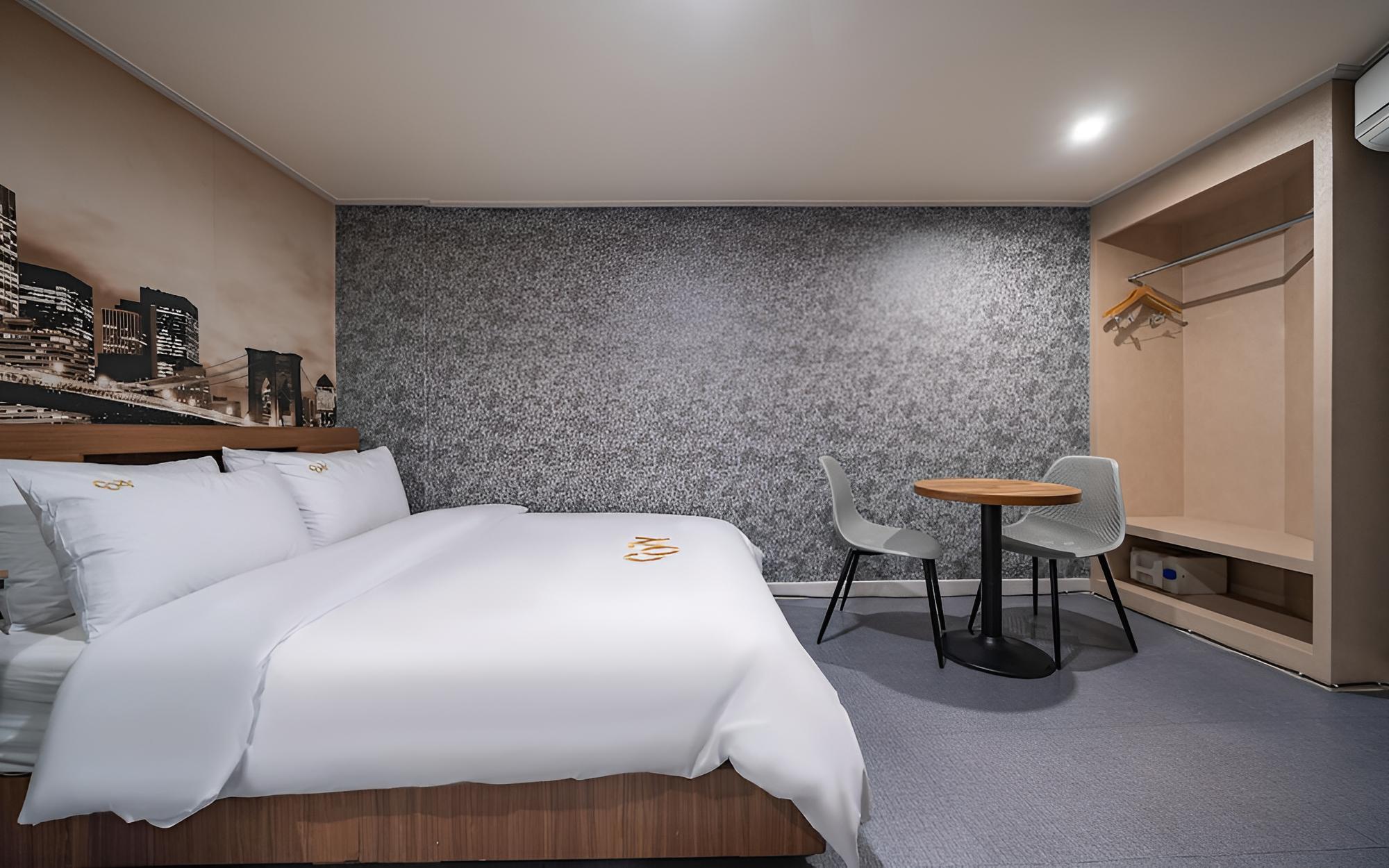 Room (Deluxe - Yeonmu-dong Welcome Room (Fr) photo 3