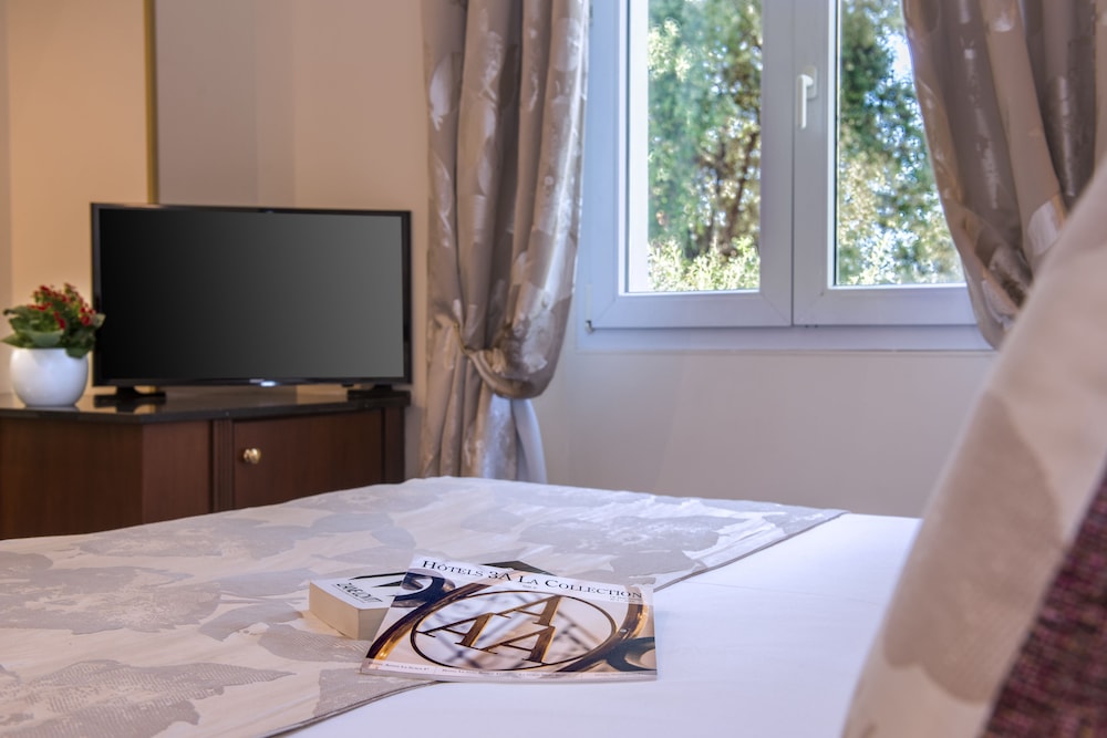 Room, City View (Privilege) - Photo 8