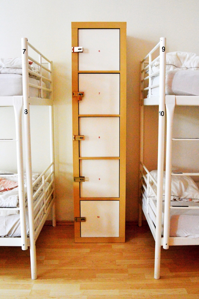 Shared Dormitory (max. 6 people) photo 2