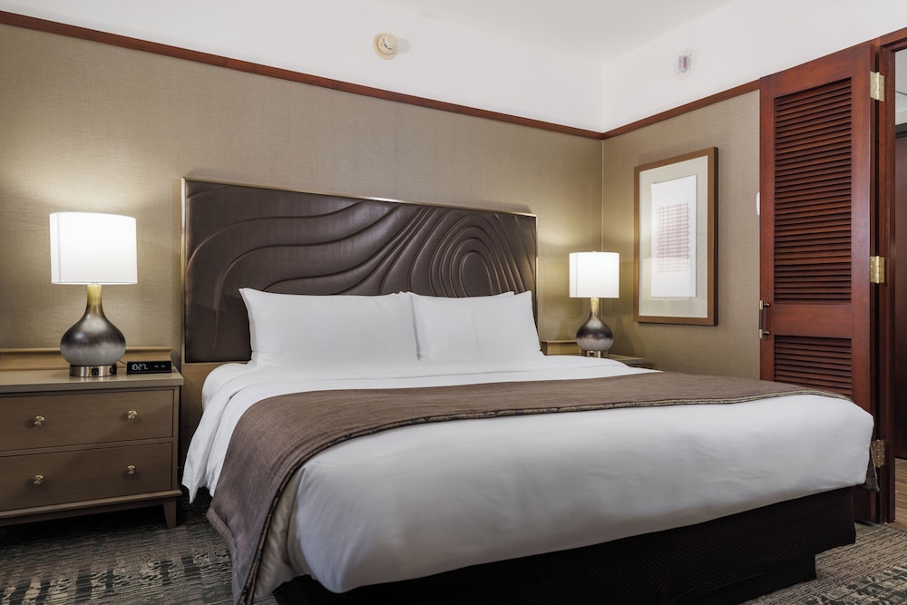 Black Diamond Floor, Club Room, 1 King Bed, Non Smoking, Business Lounge Access - Photo 2