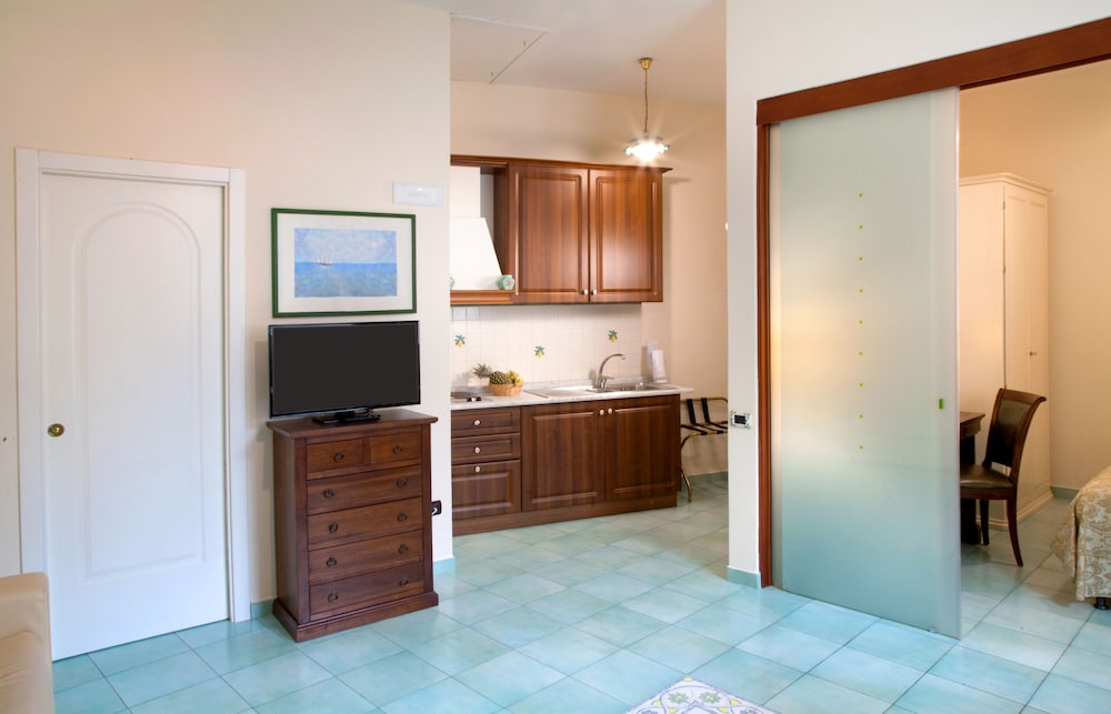 Junior Studio Suite - Photo 3