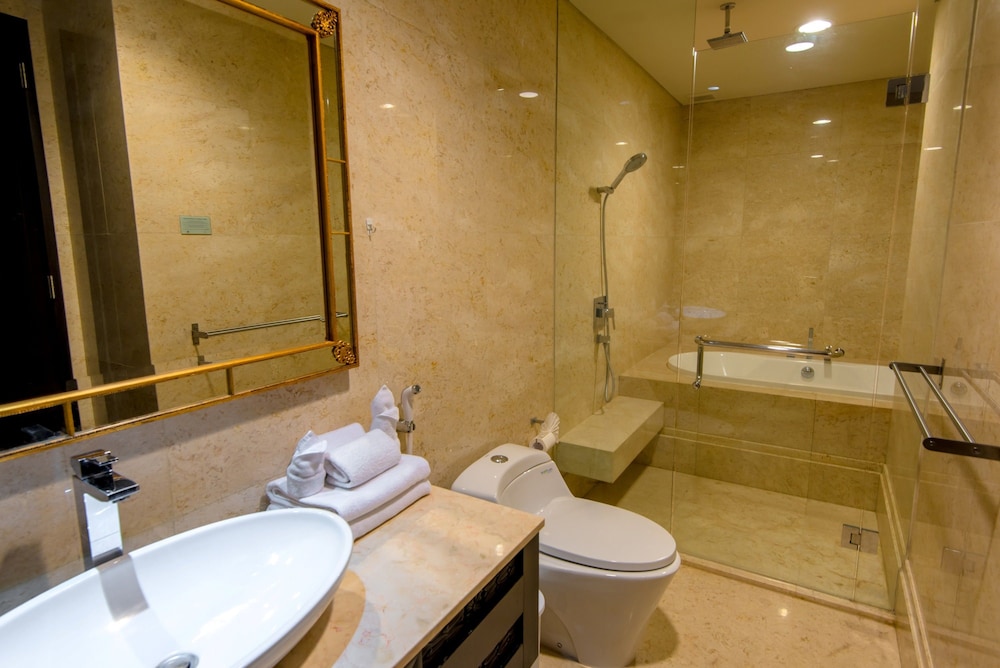 3 Bedrooms Apartment with Private Pool photo 2