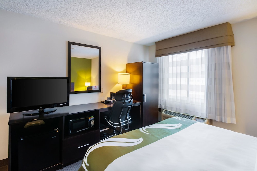 Room, 1 Queen Bed, Accessible, Non Smoking - Photo 1