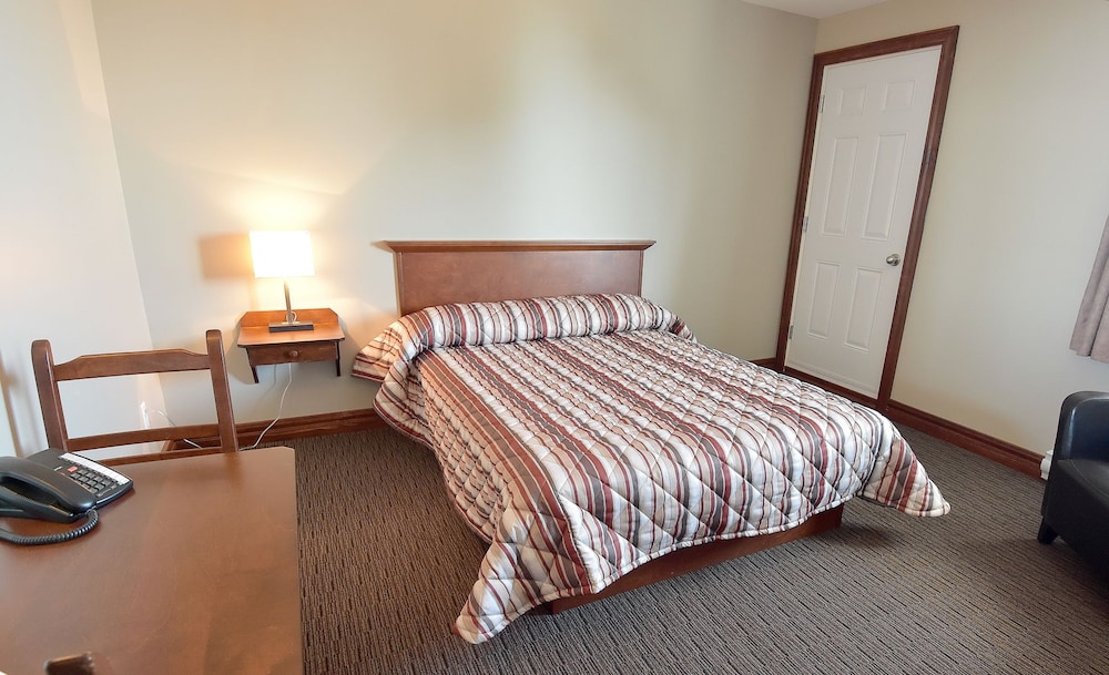 Standard Room, 1 Double Bed, Mountain View photo 3