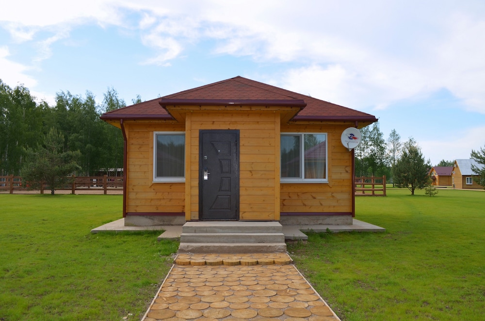 Cabin, 2 Bedrooms (4 adults) photo 2