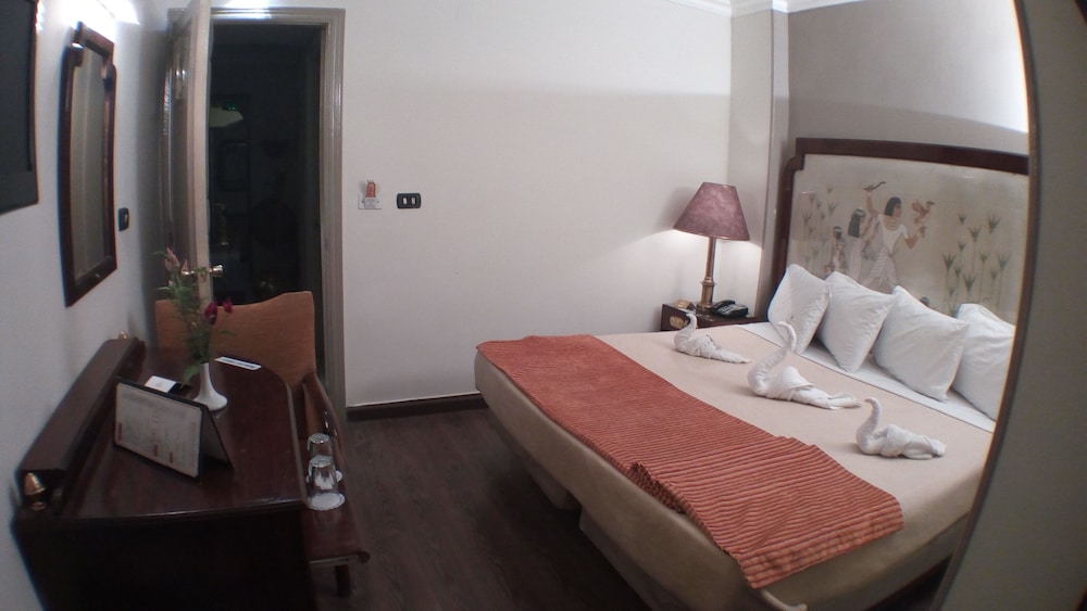 Standard Double Or Twin Room - Photo 37