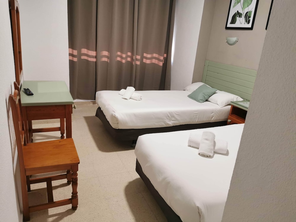 Quadruple Room photo 3