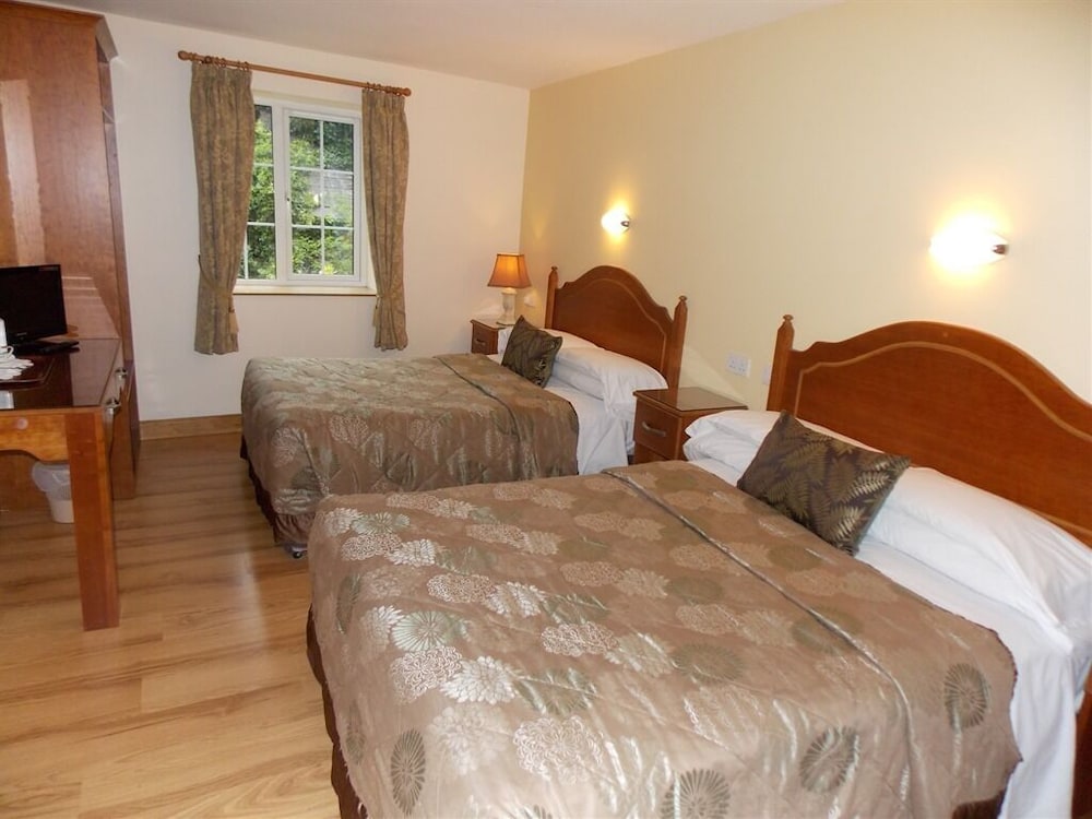 Suite, Ensuite photo 3