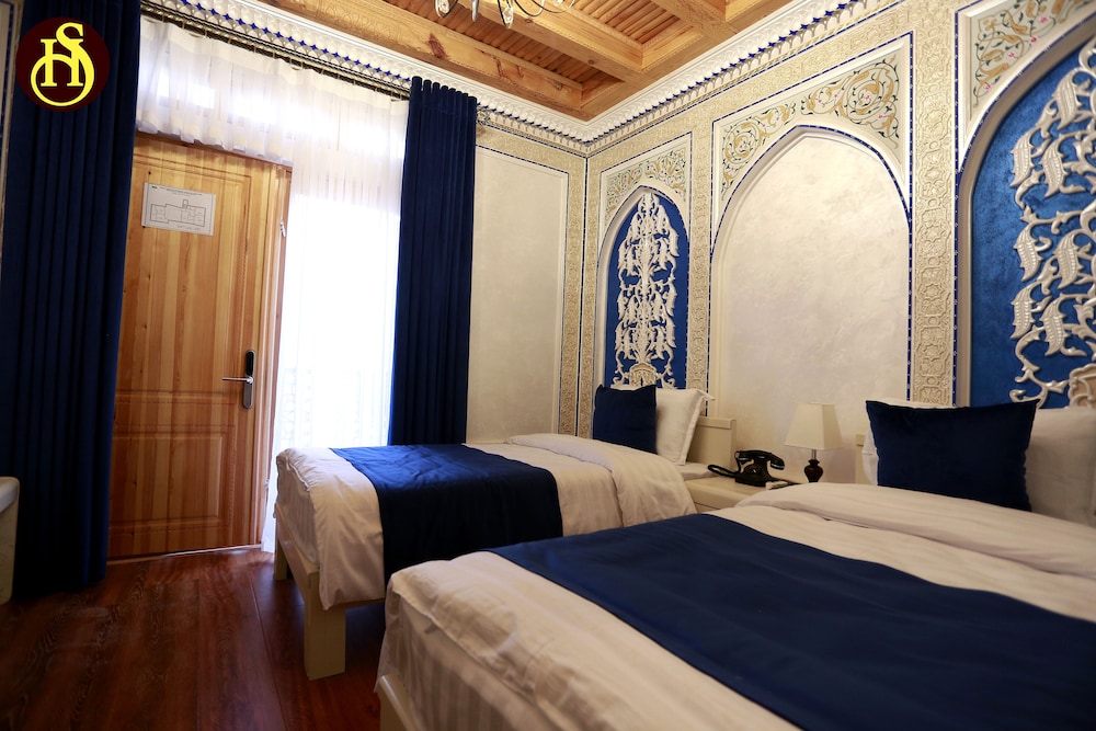 Deluxe Double or Twin Room