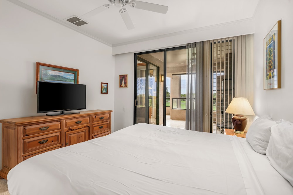 Waikoloa Fairways Unit A207 Golf Ocean View 2 Bedroom 2.5 Bath photo 2