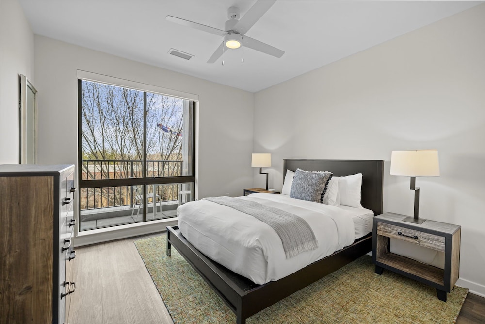 Apartment, 2 Bedrooms, Balcony photo 2
