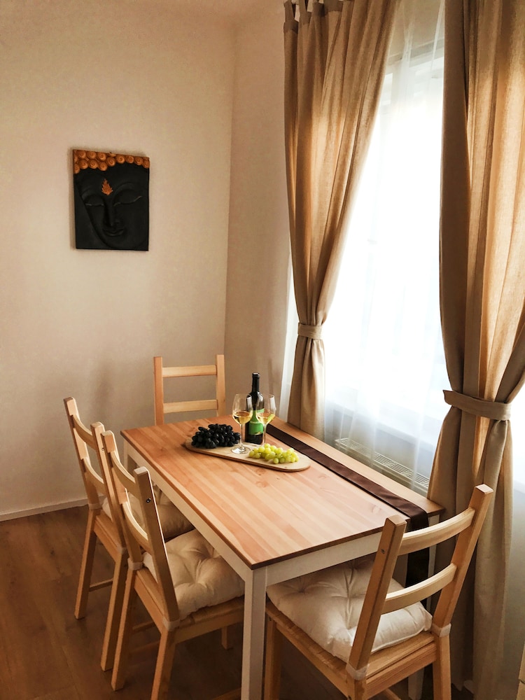 Design Apartment, 1 Bedroom, Smoking, Garden View photo 2