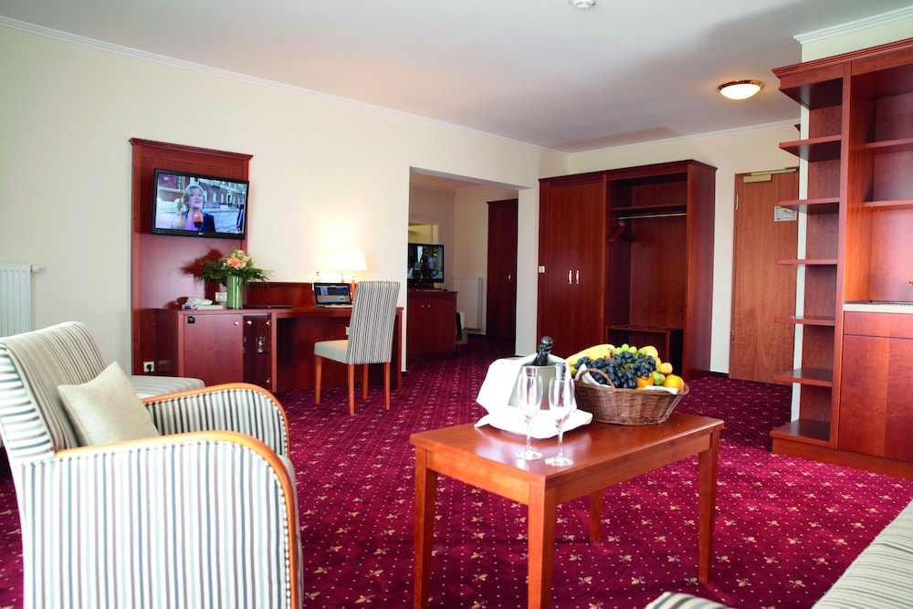 Suite photo 1