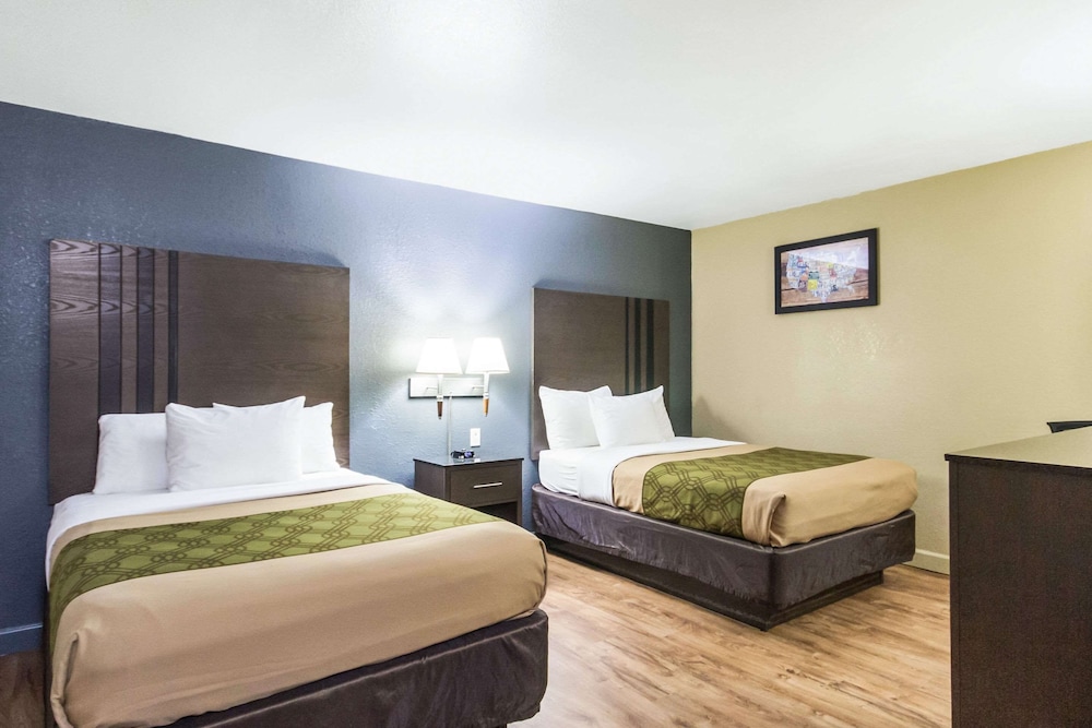 Business Double Room, 2 Double Beds, Non Smoking - Photo 1