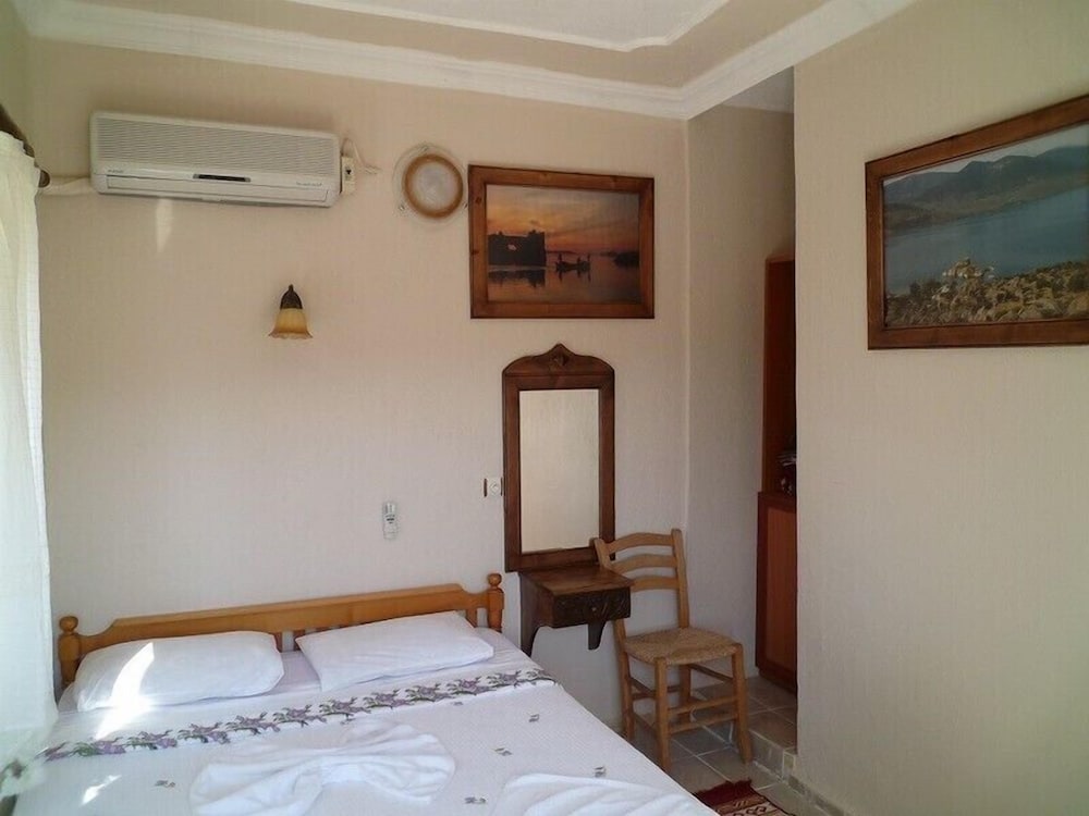 Economy Room photo 1