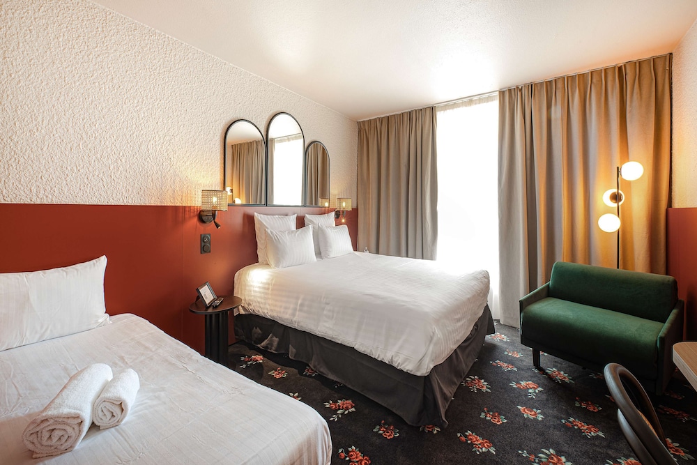 Family Room, Multiple Beds, Non Smoking - Photo 1