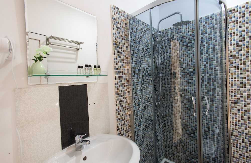 Standard Double Room, 1 Double Bed photo 2