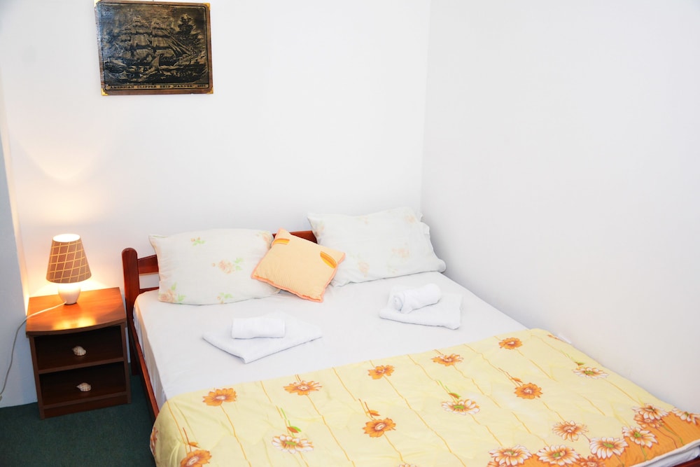 Basic Duplex, 1 Bedroom, Bay View, Sea Facing photo 1