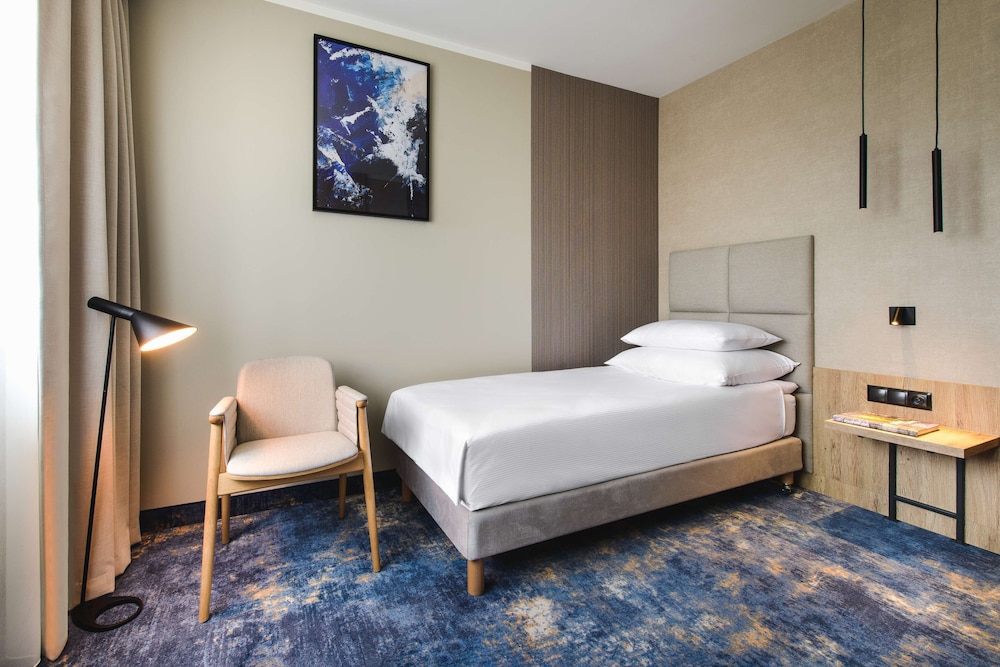 Premium Room, 1 Twin Bed, Non Smoking - Photo 2