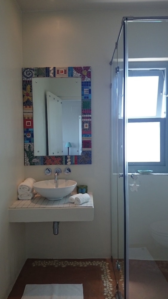 Double Room With Sea & Pool View photo 3