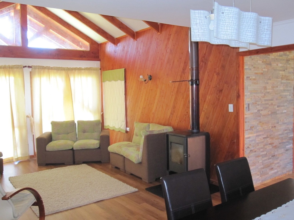Standard House, 4 Bedrooms, Private Bathroom photo 1