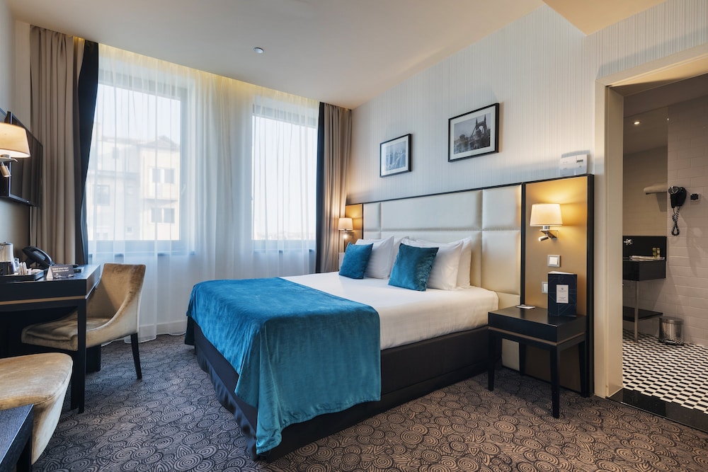 Superior Double or Twin Room (Single Use) photo 2