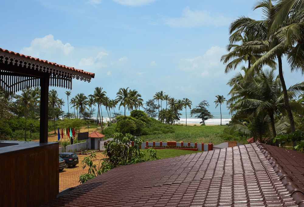 Royal Double Room, 1 King Bed, Ocean View, Oceanfront