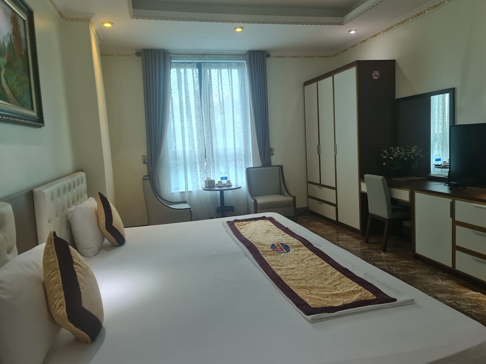Deluxe Room - Photo 4