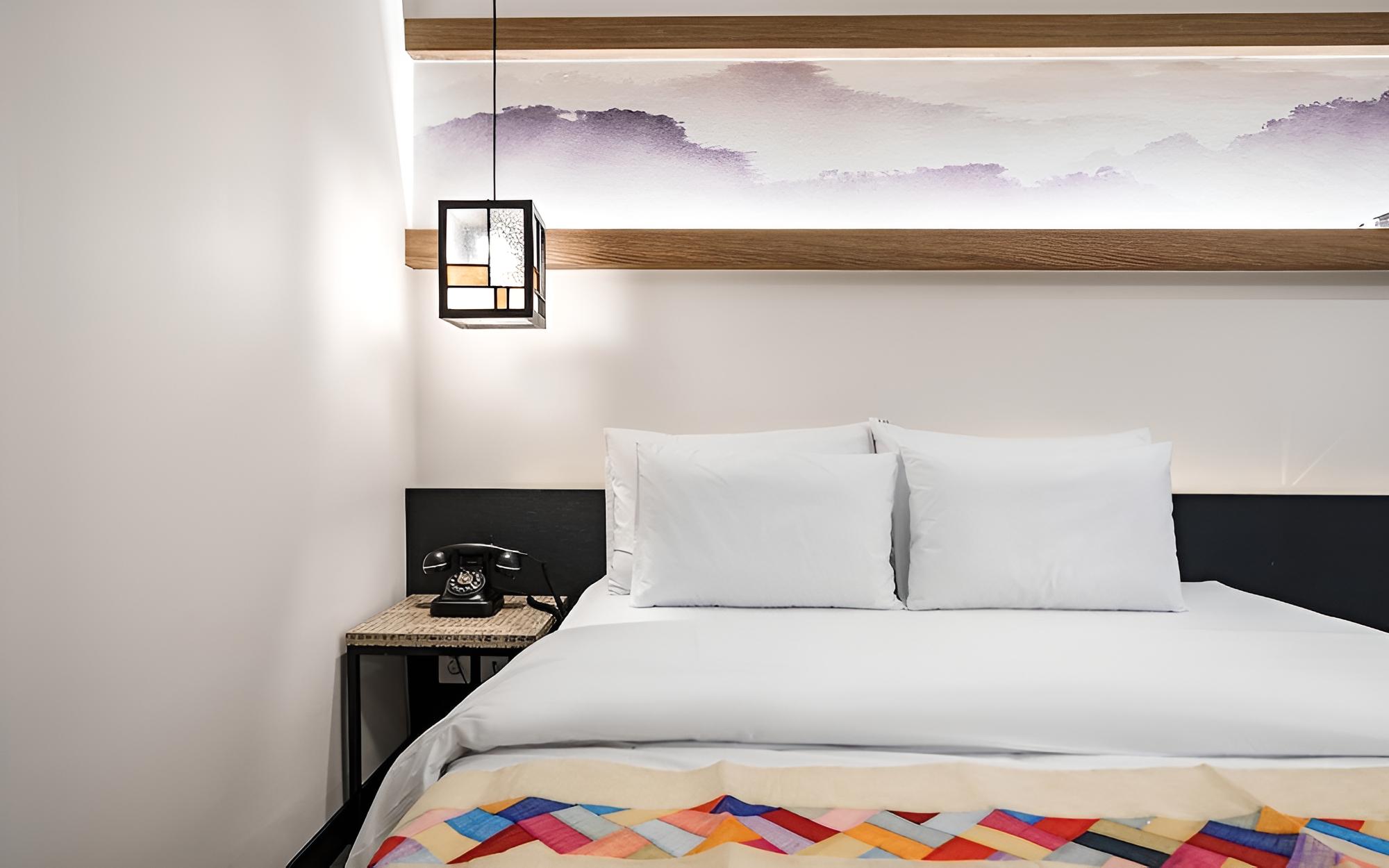 Room (Deluxe (75 TV Netflix/teabing/Disney ) - Photo 4