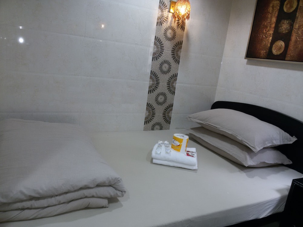 Single Room, Private Bathroom photo 3