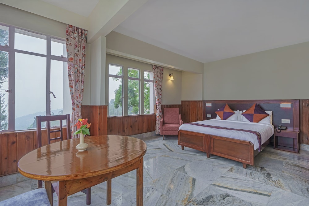 Premier Room