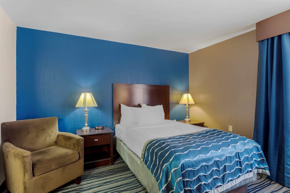 Standard Room, 1 Double Bed, Non Smoking - Photo 2